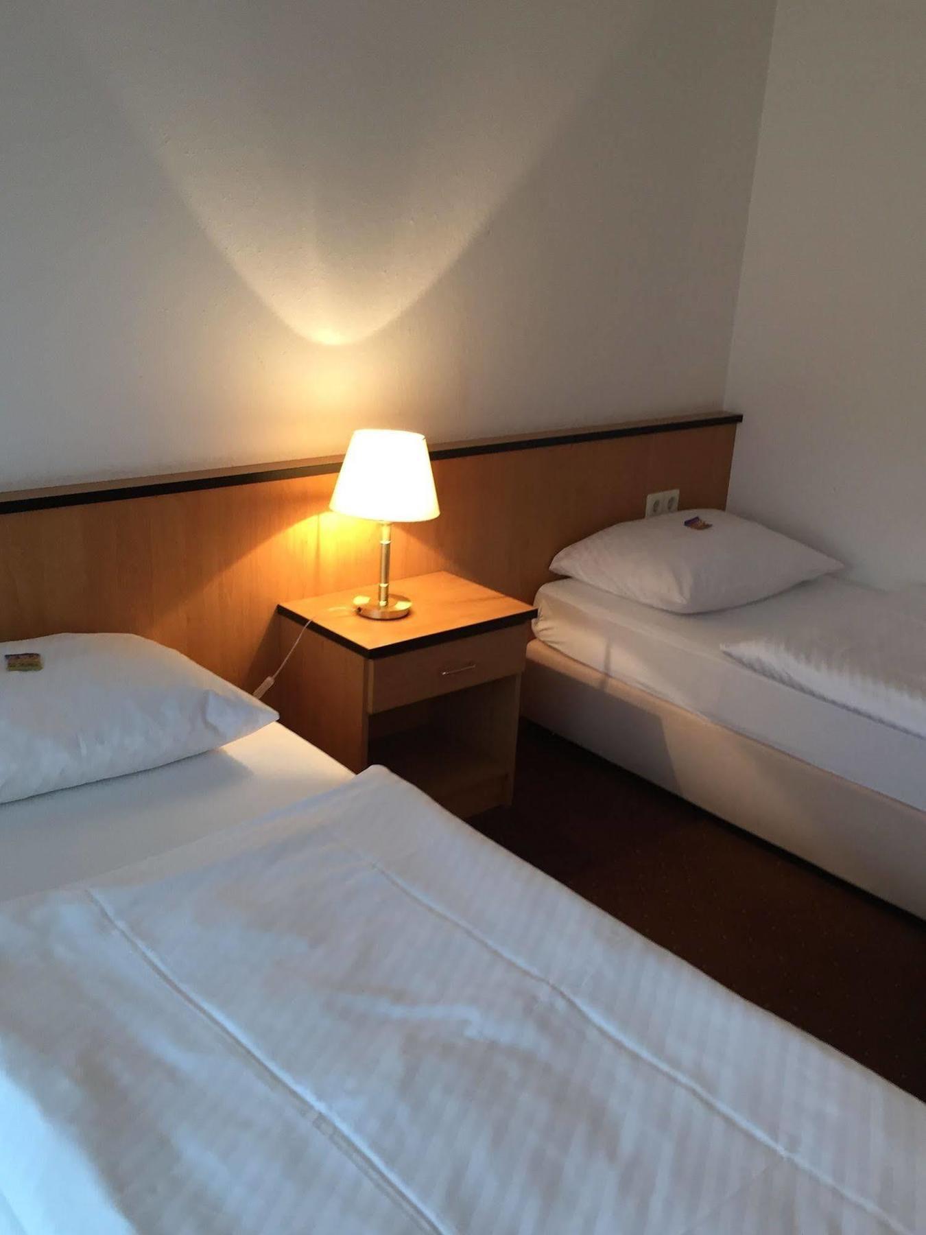 Airport-Hotel Stetten Leinfelden-Echterdingen Εξωτερικό φωτογραφία